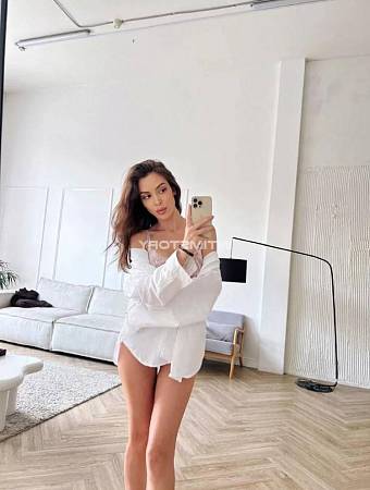 Аня