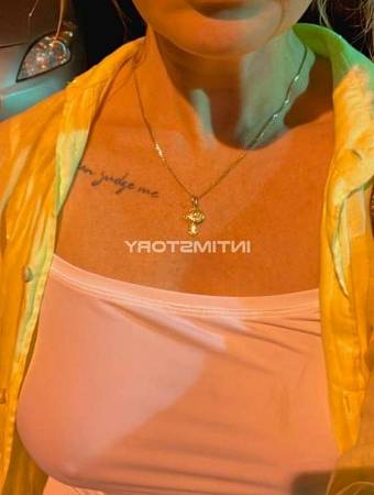 Массажистка Мира