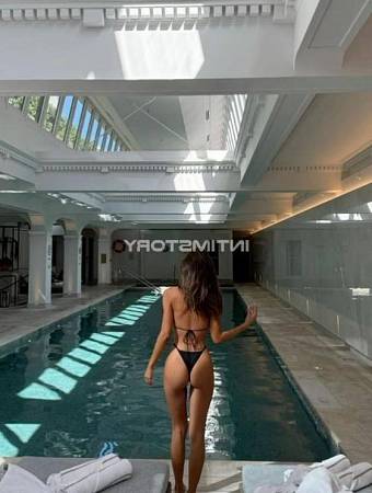 Эшли