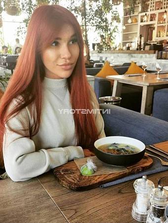 Девушка Анжелика