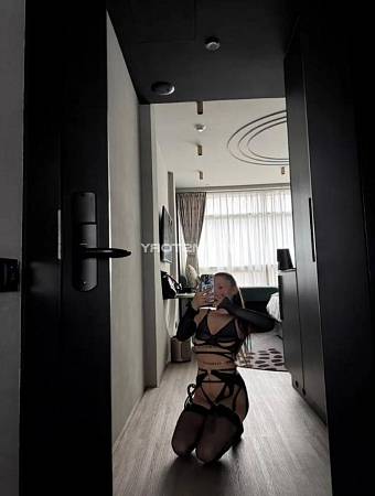 Black OPIUM