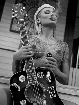 Anya Rurk