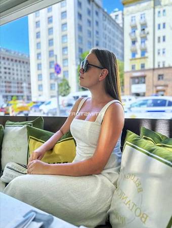 Алина