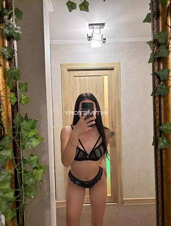 Алина сладкая девочка